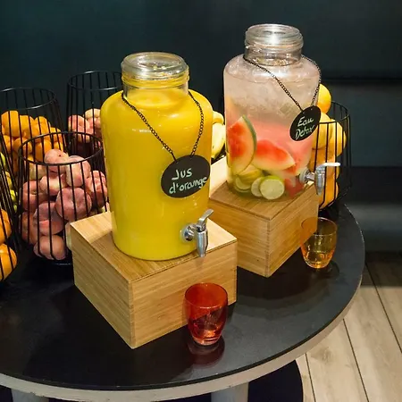 马赛中心普拉多赛车场诺富特酒店 酒店 马赛